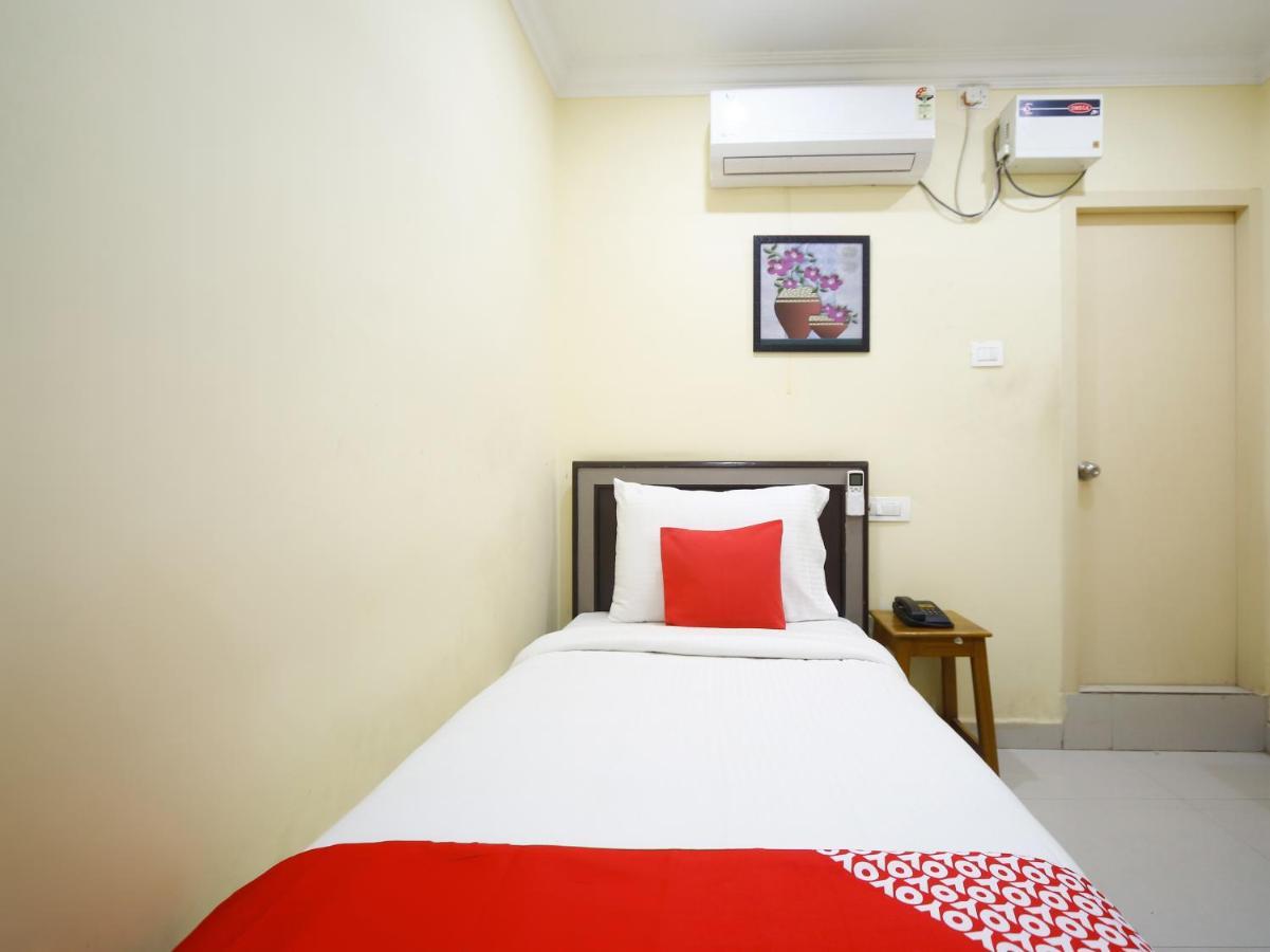 Saibala Transit Hotel Chennai Exterior foto